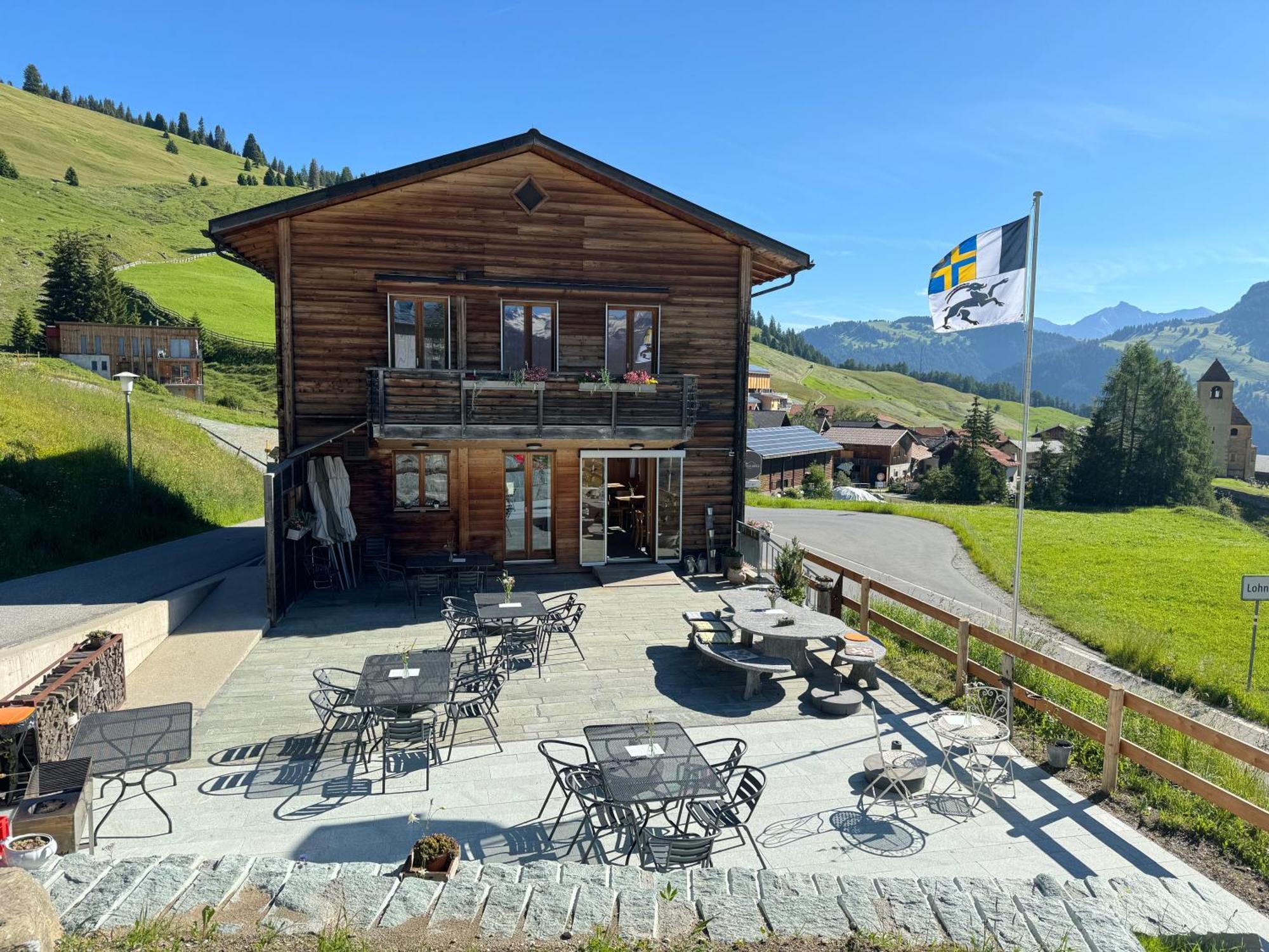 Ustreia Orta Bed & Breakfast Lohn Exterior photo